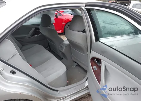 2011 Toyota Camry Se/Le/Xle z USA, uszkodzony, nr VIN 4T1BF3EK9BU702246